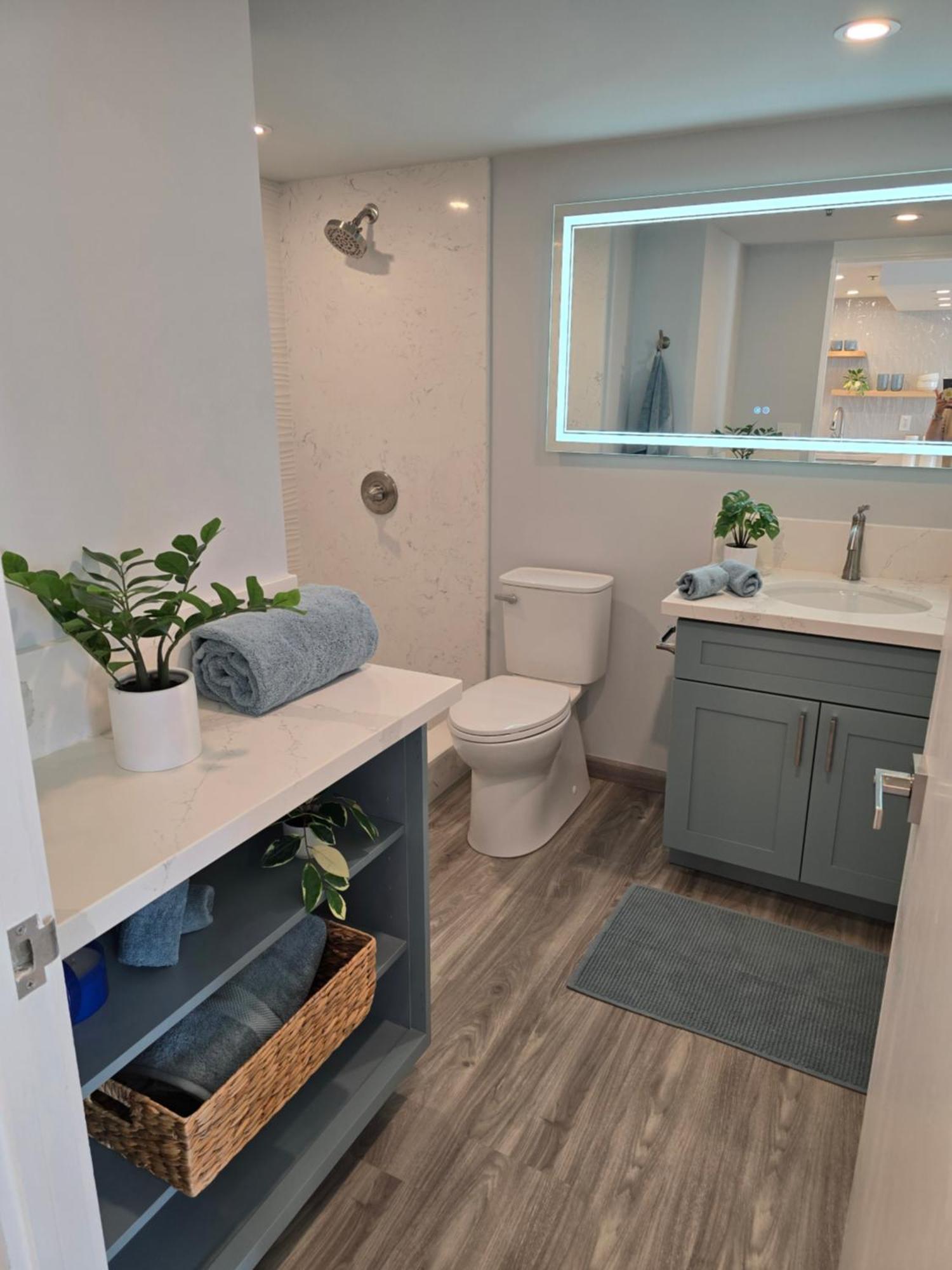 New Aloha Waikiki Ilikai Hotel Condo Free Parking هونولولو المظهر الخارجي الصورة